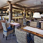 卡提库塔假日俱乐部酒店 酒店 4*